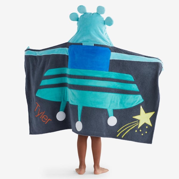 https://images.thdstatic.com/productImages/df14f339-a590-46c8-b7bc-58e2f92214cb/svn/multi-colored-alien-company-kids-by-the-company-store-bath-towels-38259-os-alien-e1_600.jpg