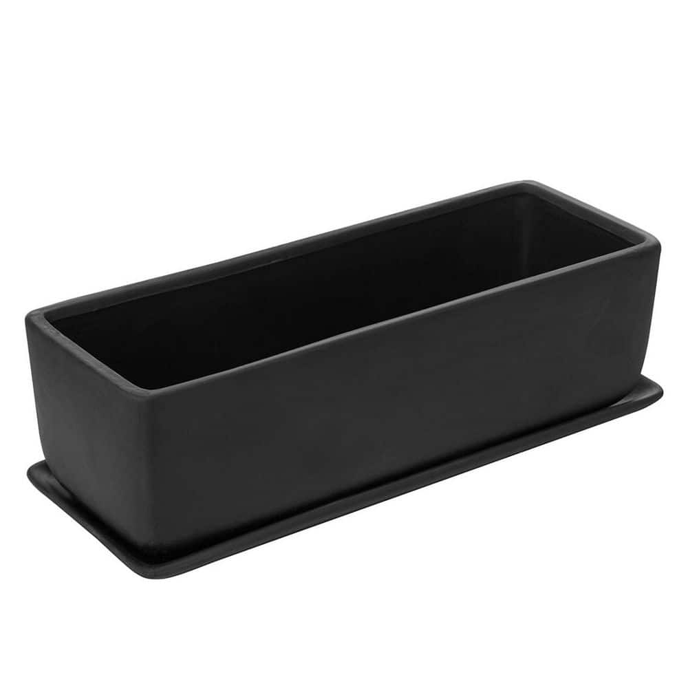 black-plant-pots-l0779krpch-