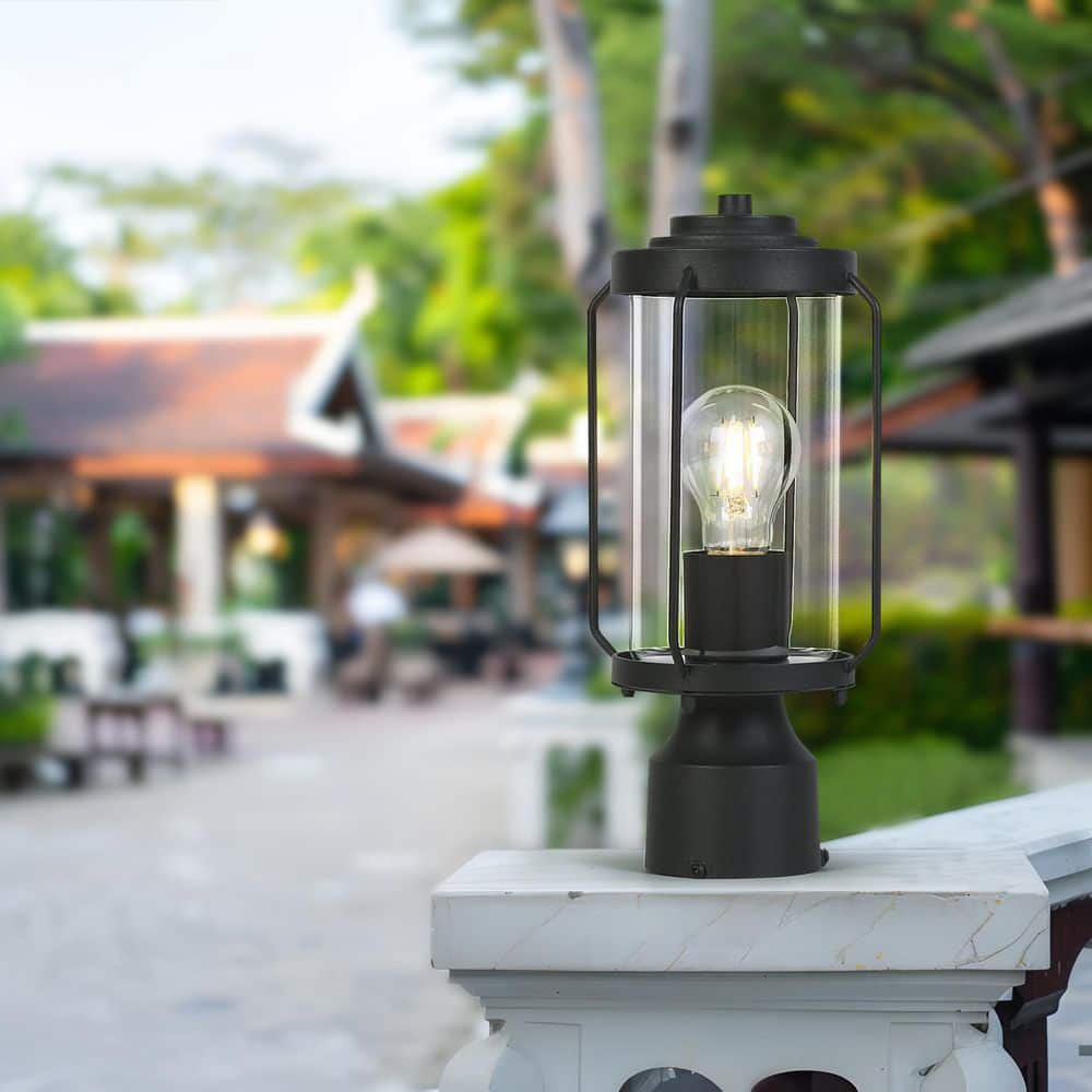 black-uolfin-pier-mount-lights