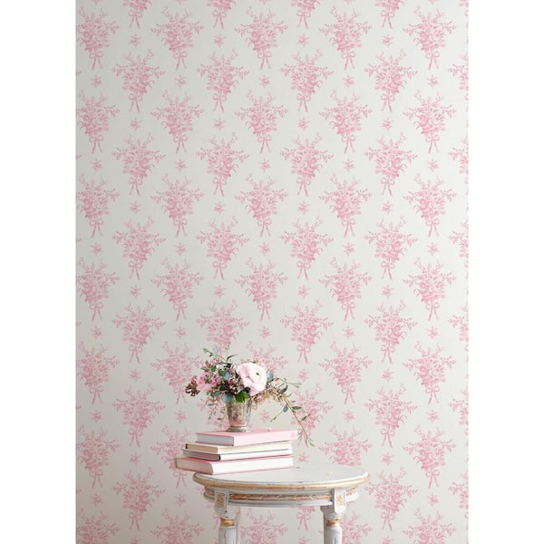 Rosie Arrangements Kiss Pink Bouquet Toss Wallpaper