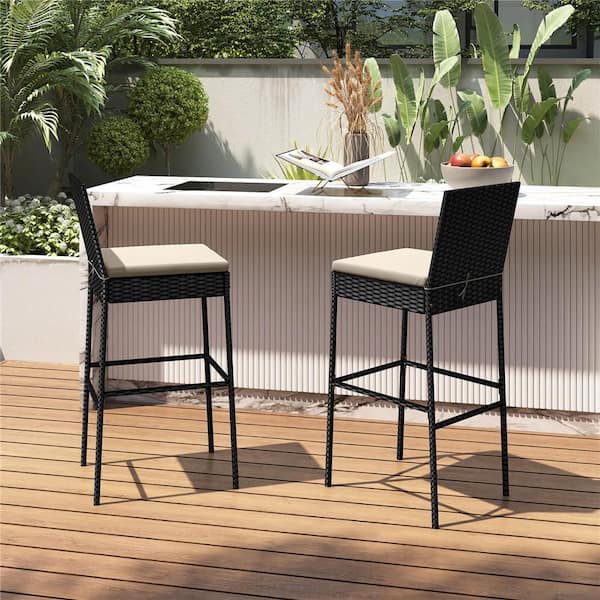 Wicker Outdoor Bar Stool Bar Height Chairs with Backyard Off-White Cushions (4-Pack)