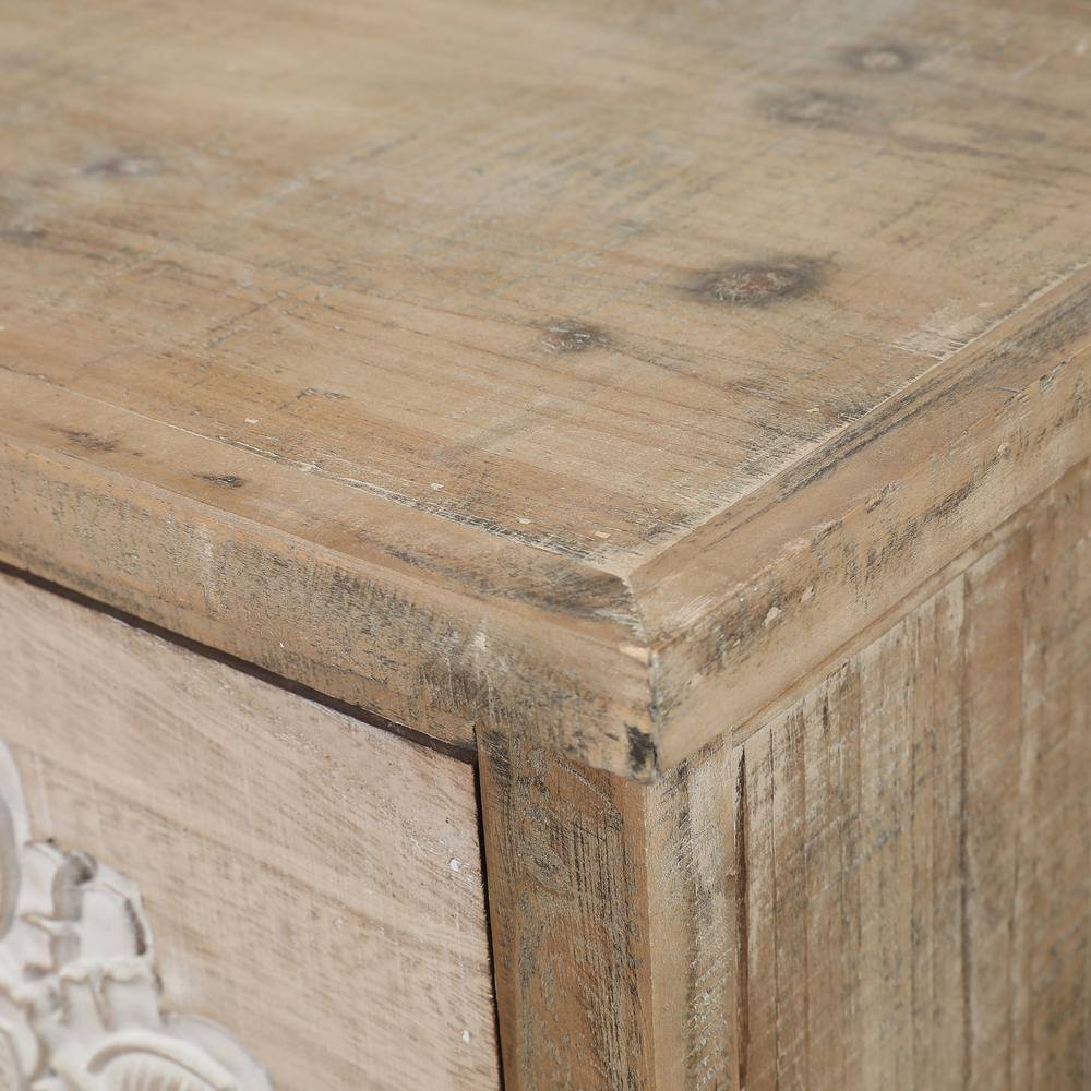 Whitewashed Carved Medallion 3-Drawer Accent Chest in Natural Wood