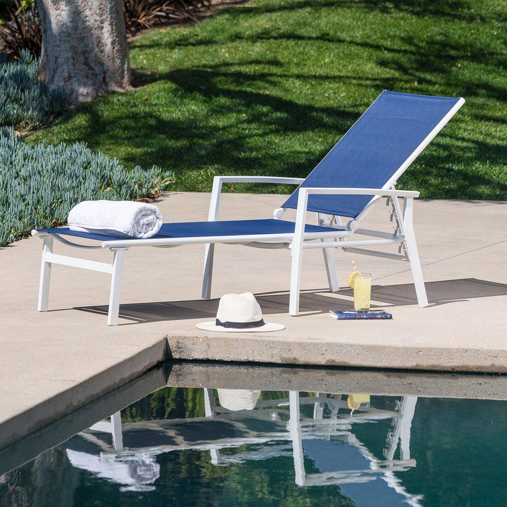 Harper White/Navy Aluminum Frame Outdoor Sling Chaise Lounger