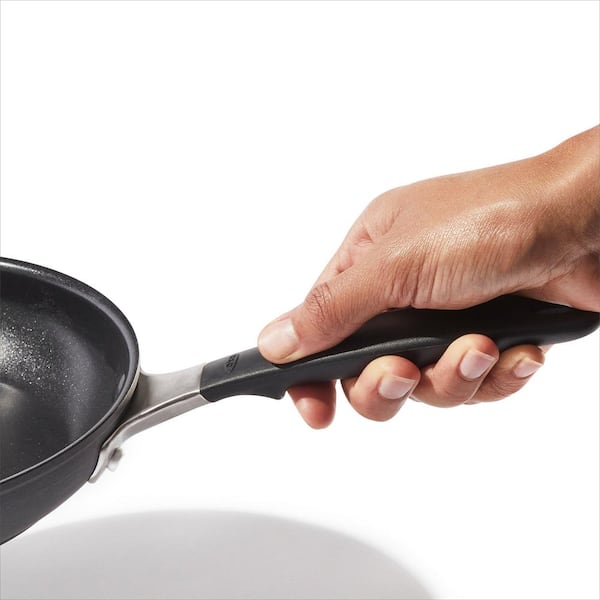 OXO Good Grips 8 10 and 12 Frying Pan Skillet Set, 3-Layered German  Engineered Nonstick Coating, Stainless Steel Handle with Nonslip Silicone