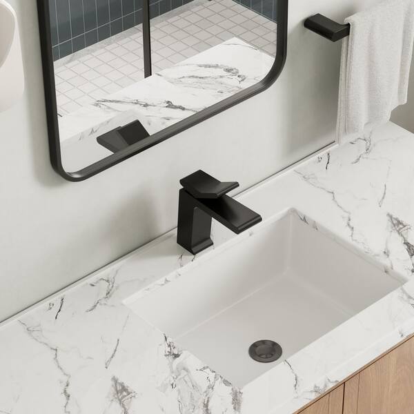 FARNE Single-Hole Single-Handle Bathroom Faucet in Matte Black