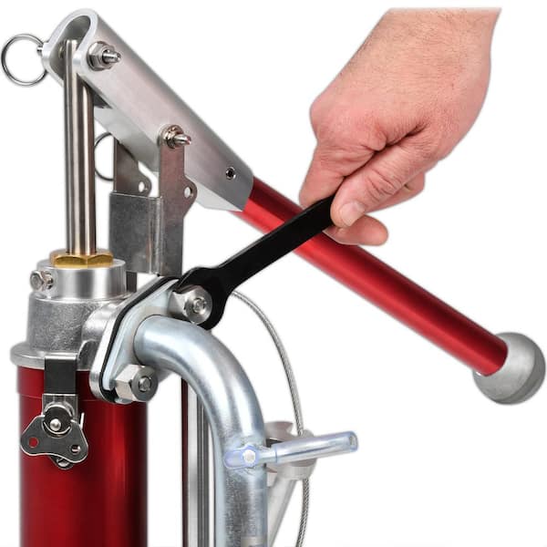 Level 5 Drywall Compound Pump with Free Filler