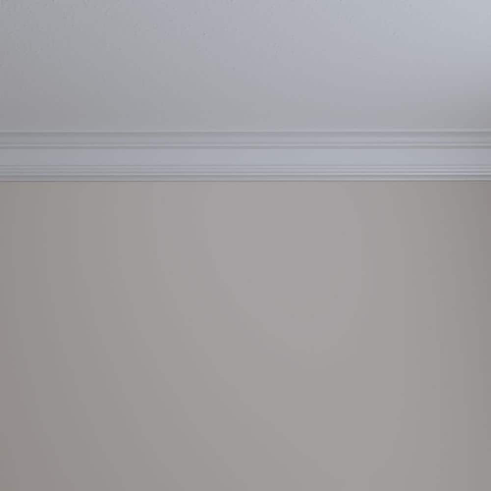 Holmdel Traditional Smooth White Polyurethane Crown Moulding