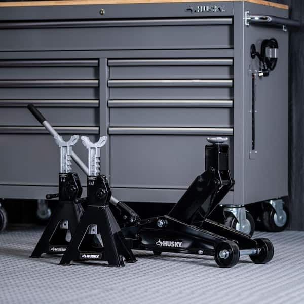 Husky 3-Ton Light Duty Truck Jack and Jack Stand Pair HD00127-ZD