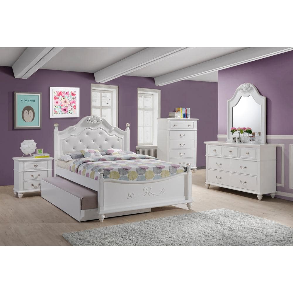 Annie 3-Drawer Nightstand in White