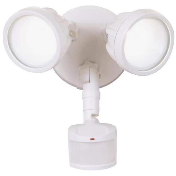 SUPERHUNTER 6.7 in. W x 6.3 in. H White Motion Activated Outdoor Integrated LED Twin Head Outdoor Flood Light