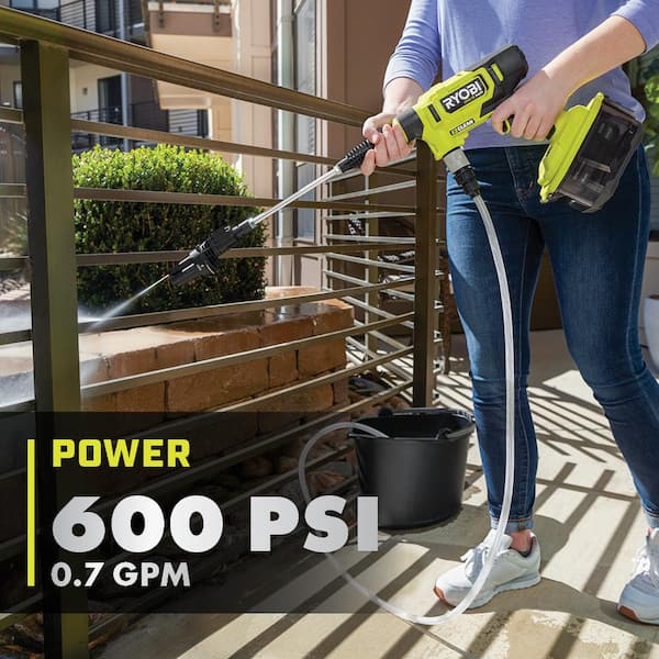 RYOBI - ONE+ HP 18-Volt Brushless EZClean 600 PSI 0.7 GPM Cordless Electric Power Cleaner w/ 4.0Ah Battery, Charger, Accessories