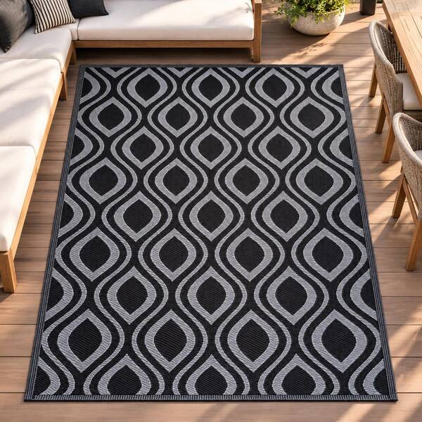 Venice Black Gray 6 ft. x 9 ft. Reversible Recycled Plastic Indoor/Outdoor Area Rug-Floor Mat