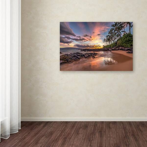 Trademark Fine Art Hawaiian Sunset Wonder by Pierre Leclerc