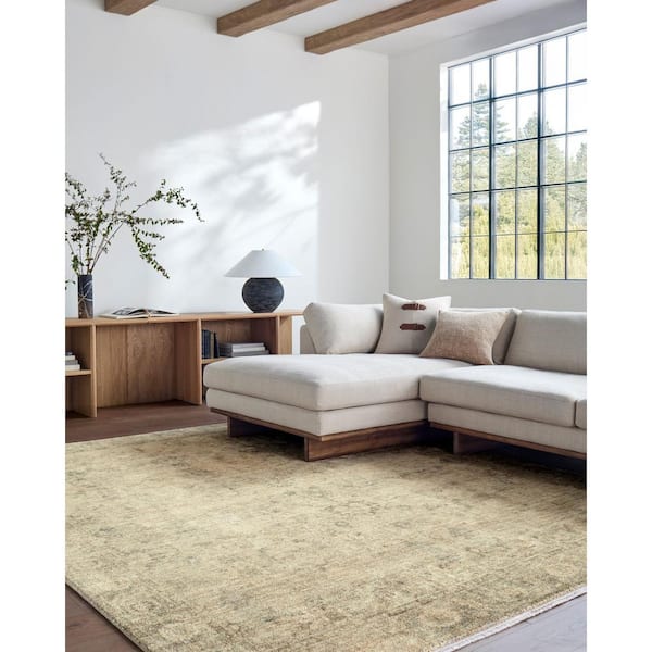 Galey Alix x Livabliss Fetscher II Vintage Medallion Area Rug, 6'7 in. x 9'6 in. (7' x 10'), Olive