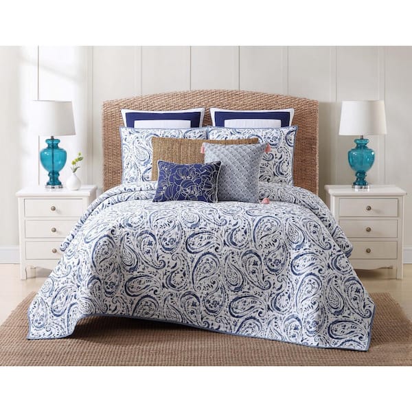 Oceanfront Resort Indienne 3-Piece Blue Paisley Queen Quilt Set