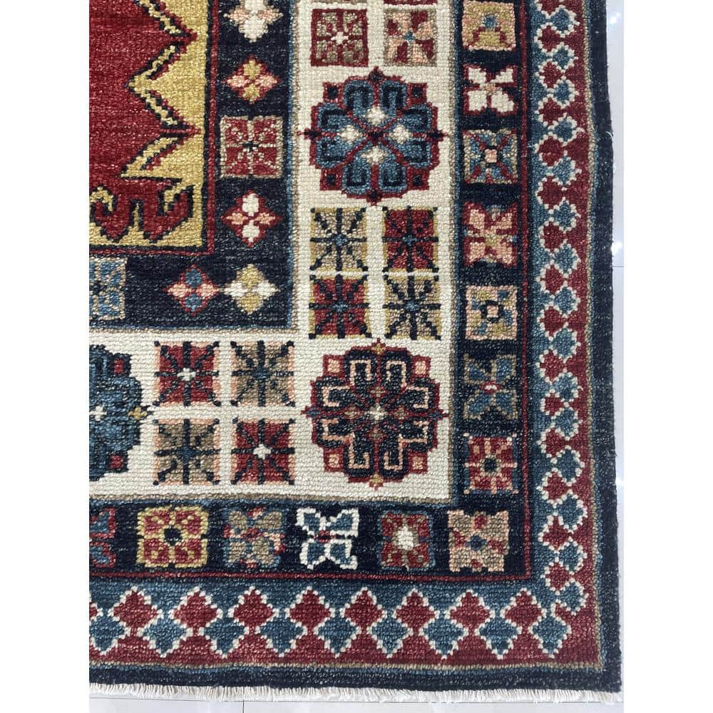 Traditional Hand-Knotted Wool Rug, 8' x 10', Stain-Resistant