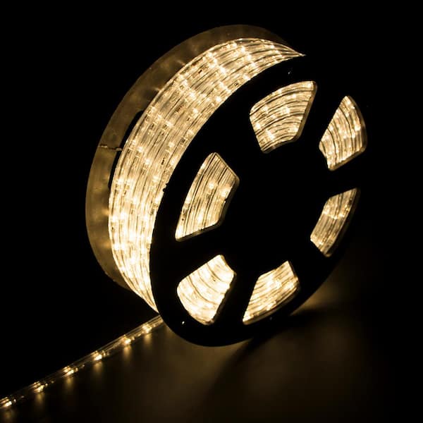 LDEロープライト 100メートル walsport Outdoor 100 ft. 110-Volt Plug-In Warm White Color