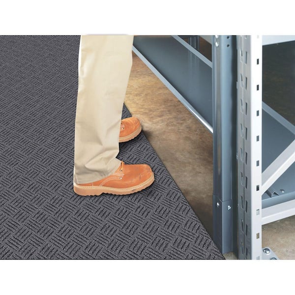 TrafficMaster Black 24 in. x 36 in. Recycled Rubber Commercial Door Mat  60-060-9501-20000300 - The Home Depot