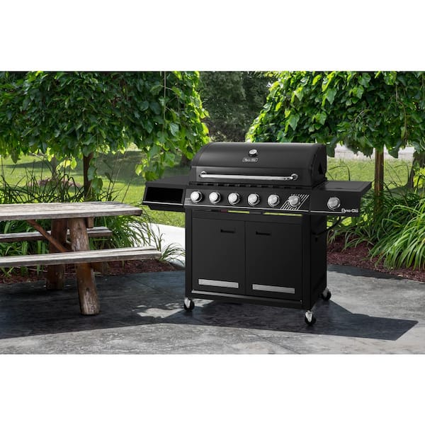 Dyna Glo 6 Burner Natural Gas Grill in Matte Black with TriVantage