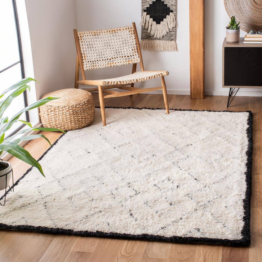 Ivory and Black Geometric Wool Shag Area Rug 3' x 5'