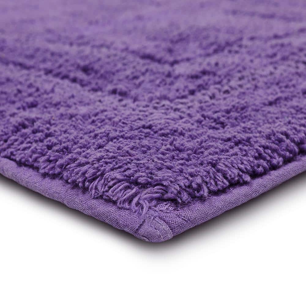 Fiesta Grape Cotton Reversible 24" x 17" Bath Mat