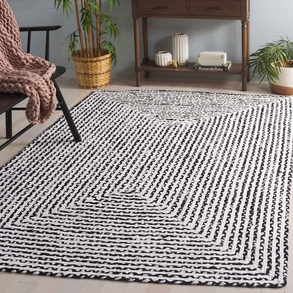 Braided 5 ft. x 8 ft. Black/Ivory Geometric Area Rug