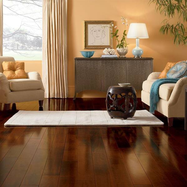 Robbins Cinnamon 0.5-in T x 2-in W x 78-in L Solid Wood Floor T-moulding Robbins Cinnamon 0.5-in T x 2-in W x 78-in L Solid Wood Floor T-moulding