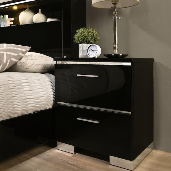 Furniture of America Shorehaven 2-Drawer Black and Chrome 26.38 in. H x 23.25 in. W x 15.38 in. D Nightstand with USB Plug