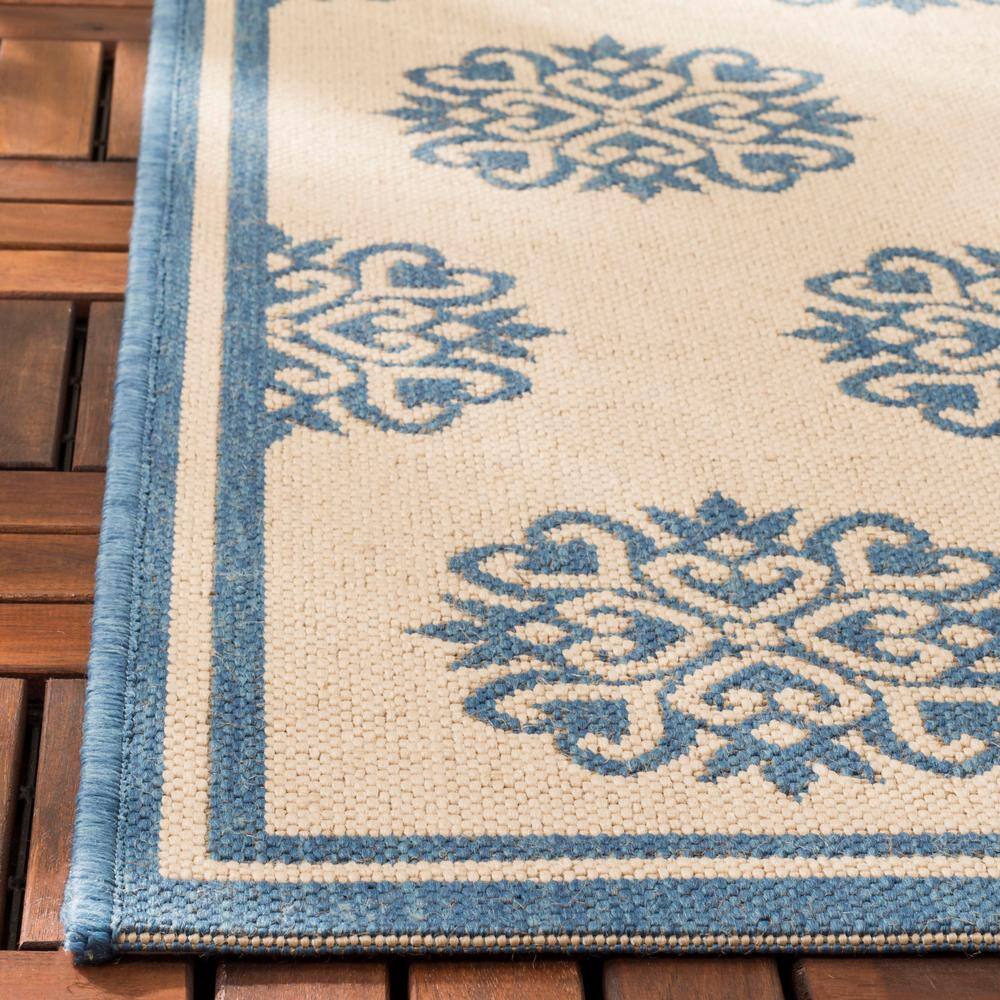 Blue and Creme Tufted Reversible Square Rug, 6'-7" x 6'-7"