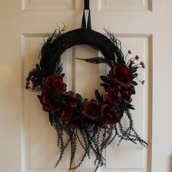 HAUNTED HILL FARM:Haunted Hill Farm 2 ft. Halloween Wreath with Spiders  HHWTHFLORL-1 - The Home Depot