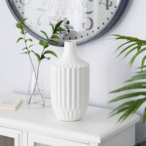 White Stripe Texture Ceramic Decorative Vase