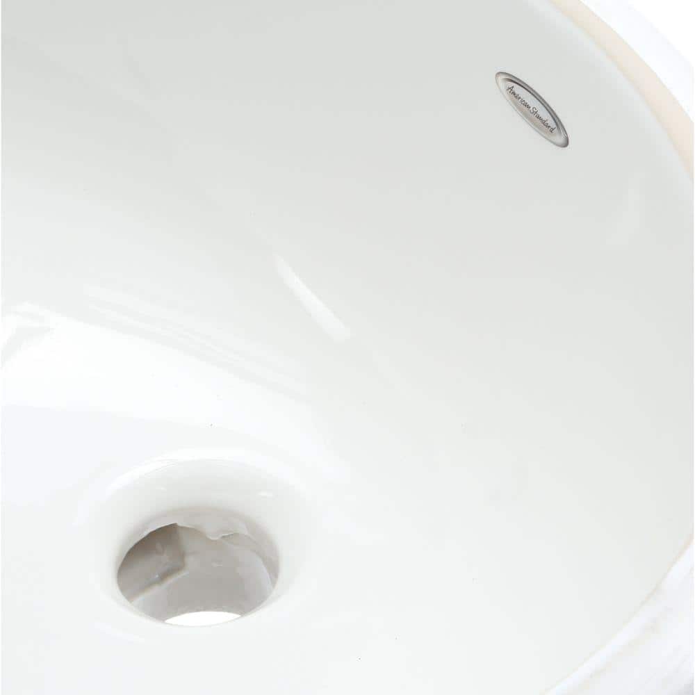 https://images.thdstatic.com/productImages/e0379704-3679-40b6-9524-03112e9bfacf/svn/white-american-standard-undermount-bathroom-sinks-0495-221-020-40_1000.jpg