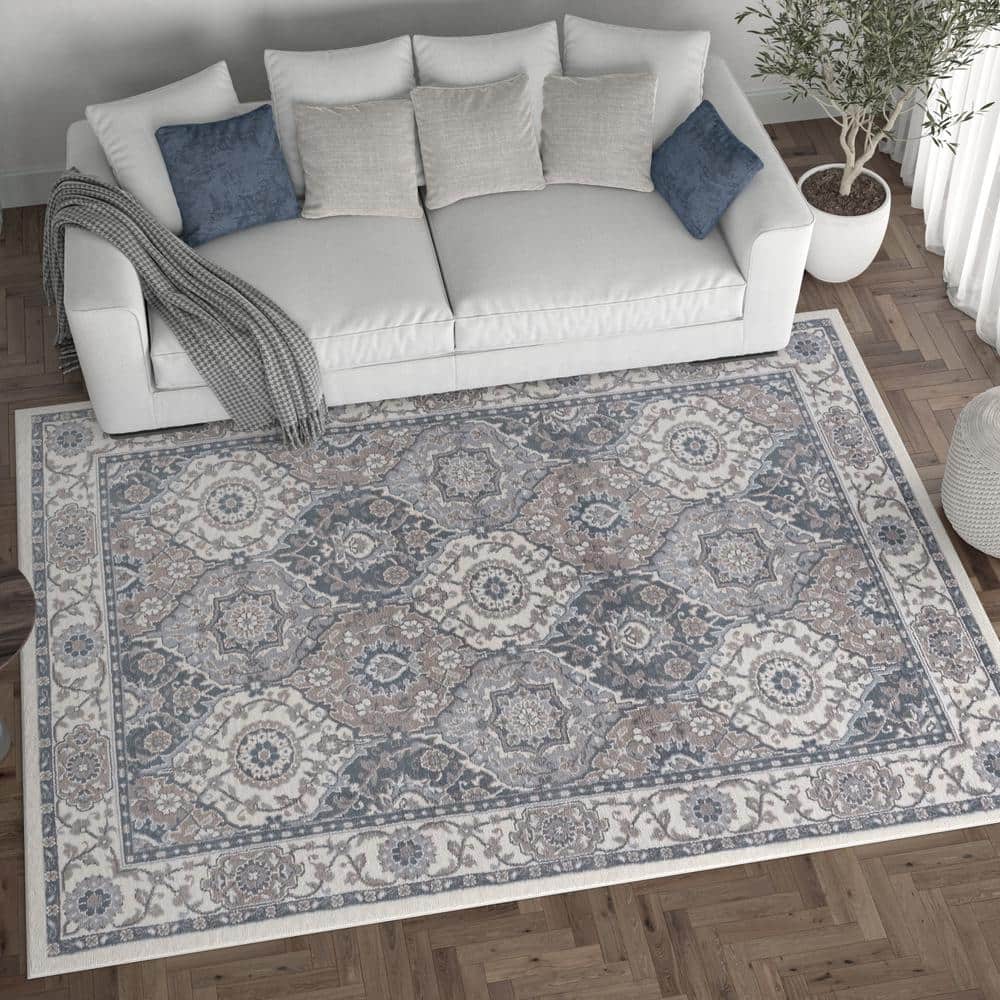 Madison Cream Synthetic 2' x 3' Rectangular Traditional Rug