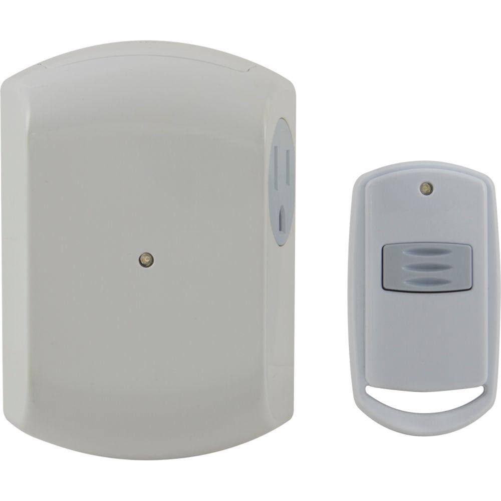 1-Outlet Light Control Receiver with Transmitter and Keychain Remote