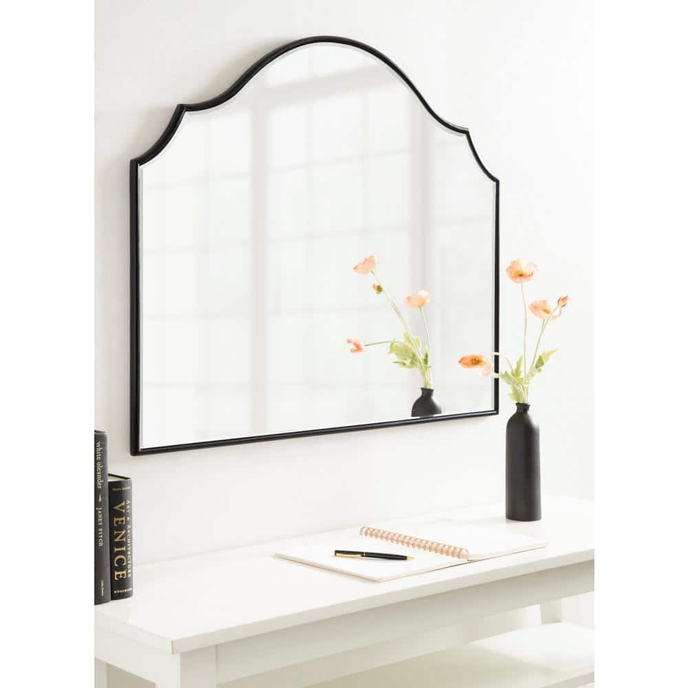 Elegant Leanna Scalloped Black Wood Arch Wall Mirror 28x32