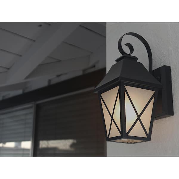 https://images.thdstatic.com/productImages/e059bc95-bed6-40cc-9b47-b83c139effbf/svn/midnight-black-hampton-bay-outdoor-sconces-lan15-3wy-blk-hd-1f_600.jpg