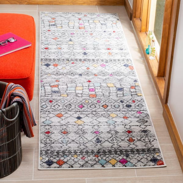 Adirondack Light Gray/Fuchsia 3 ft. x 8 ft. Geometric Runner Rug