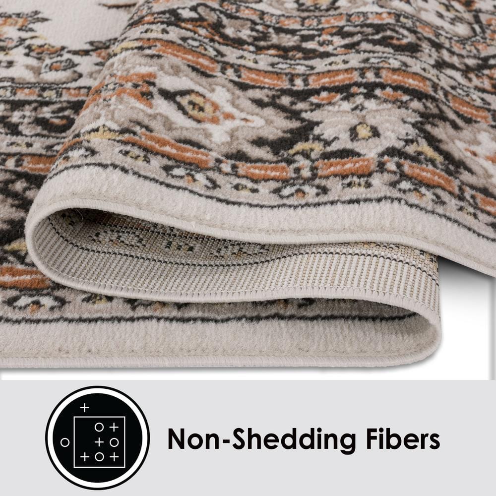 Ivory and Brown Traditional Medallion Area Rug, 5'3" x 7'5"