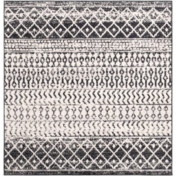 Livabliss Laurine Black/White 5 ft. x 5 ft. Indoor Area Rug