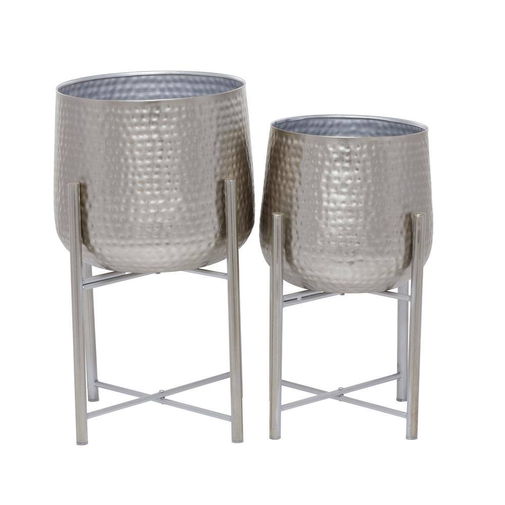 CosmoLiving Silver Metal Planter Set with X Frame Holders