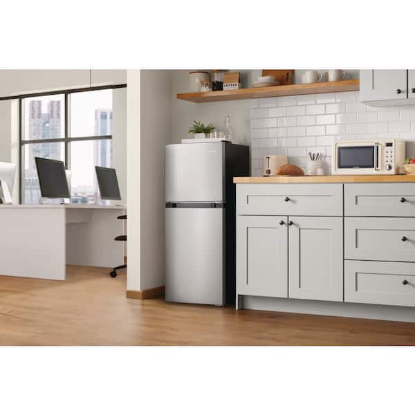 フレシャス　mini Vissani 4.5 cu. ft. Mini Refrigerator in Stainless Look with Glass