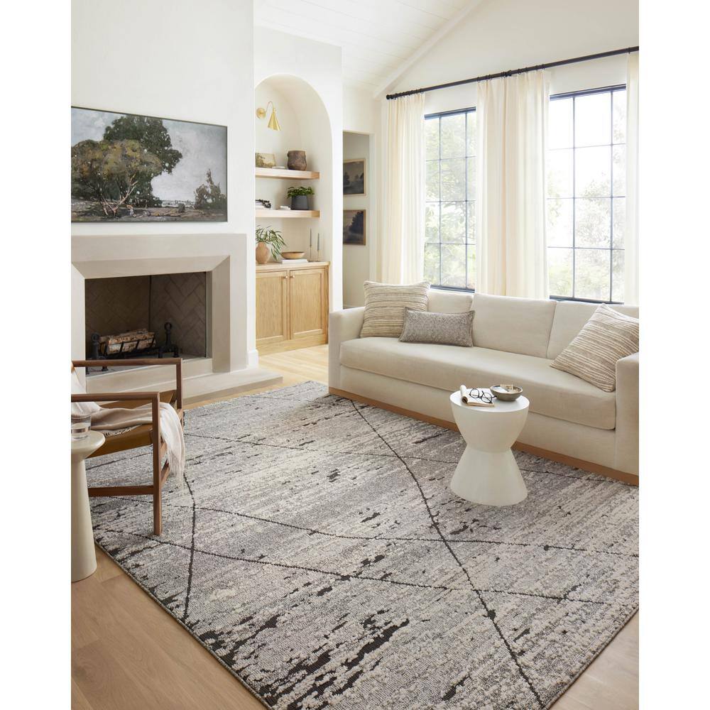 Modern Diamond Motif 18" Square Area Rug in Gray and Charcoal