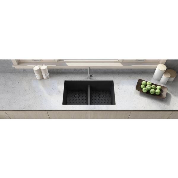 https://images.thdstatic.com/productImages/e0995cfa-2206-4564-b963-55f9e4d4ba4e/svn/midnight-black-ruvati-undermount-kitchen-sinks-rvg2385bk-31_600.jpg