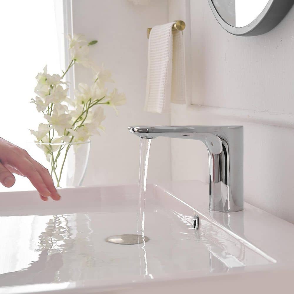 Polished Chrome Touchless Single Hole Bathroom Faucet