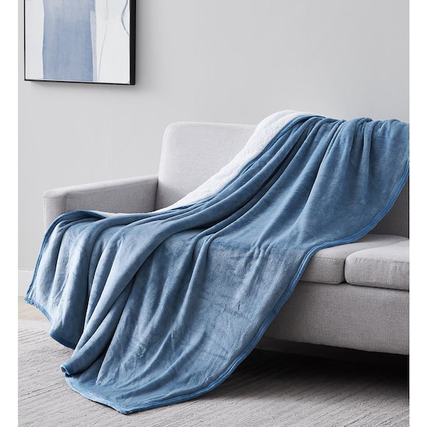SOUTHSHORE FINE LINENS Ultra-Soft Blue Reversible Sherpa Fleece Throw  Blanket BL-SHRP-BLU-THR - The Home Depot