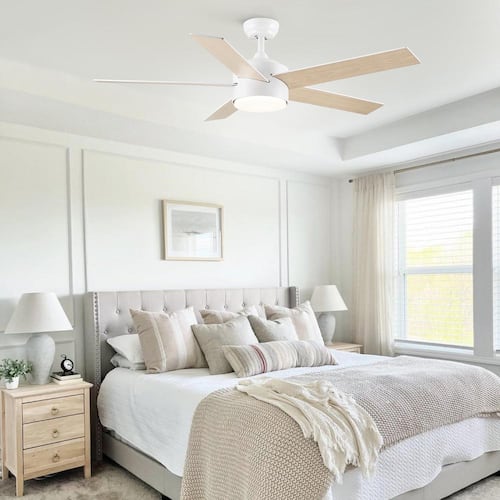 52 in. Modern LED Indoor White Ceiling Fan with 5 Reversible Plywood Blades and Remote Control YUHAO Ceiling Fans With Lights