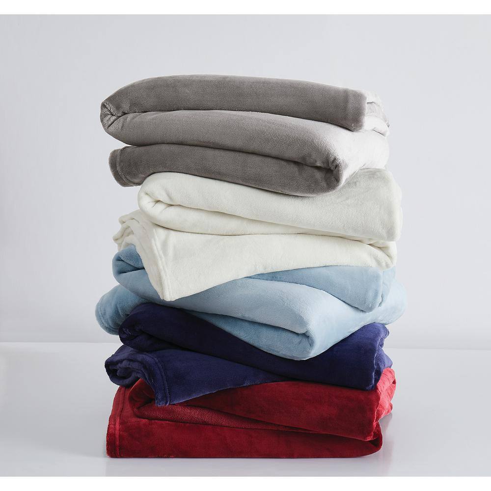 Oversized Light Blue Velvet Plush Family Blanket