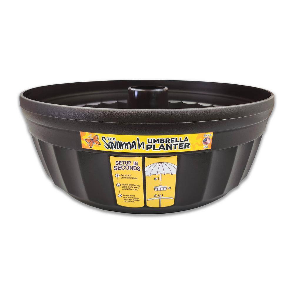 Savannah Large Brown Polyethylene Round Outdoor Planter