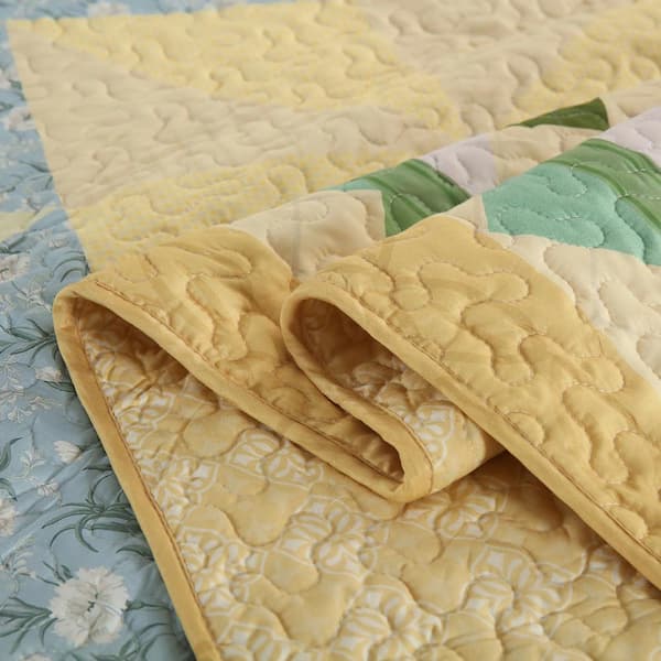 MarCielo B197 Summer Lightweight Yellow Rhombus and Triangle King