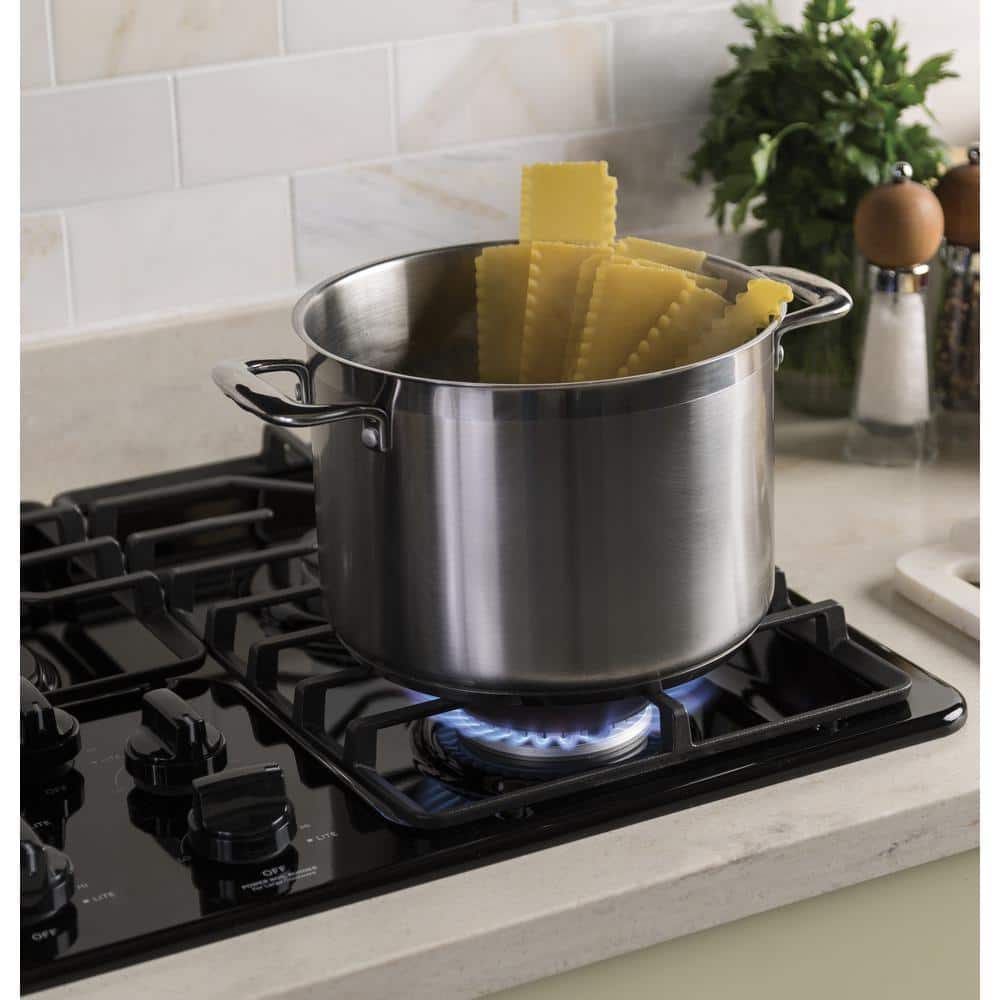 36" Black Stainless Steel Gas Cooktop with 5 Burners